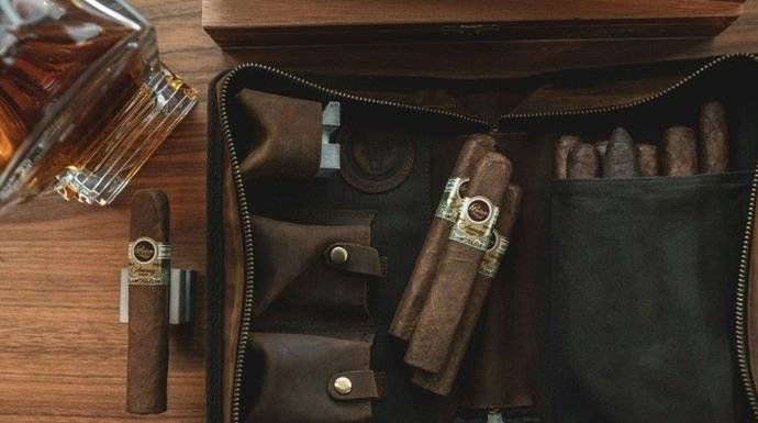 Most Affordable Cigar Types You Can Enjoy with a Glencairn Glass of Whisky